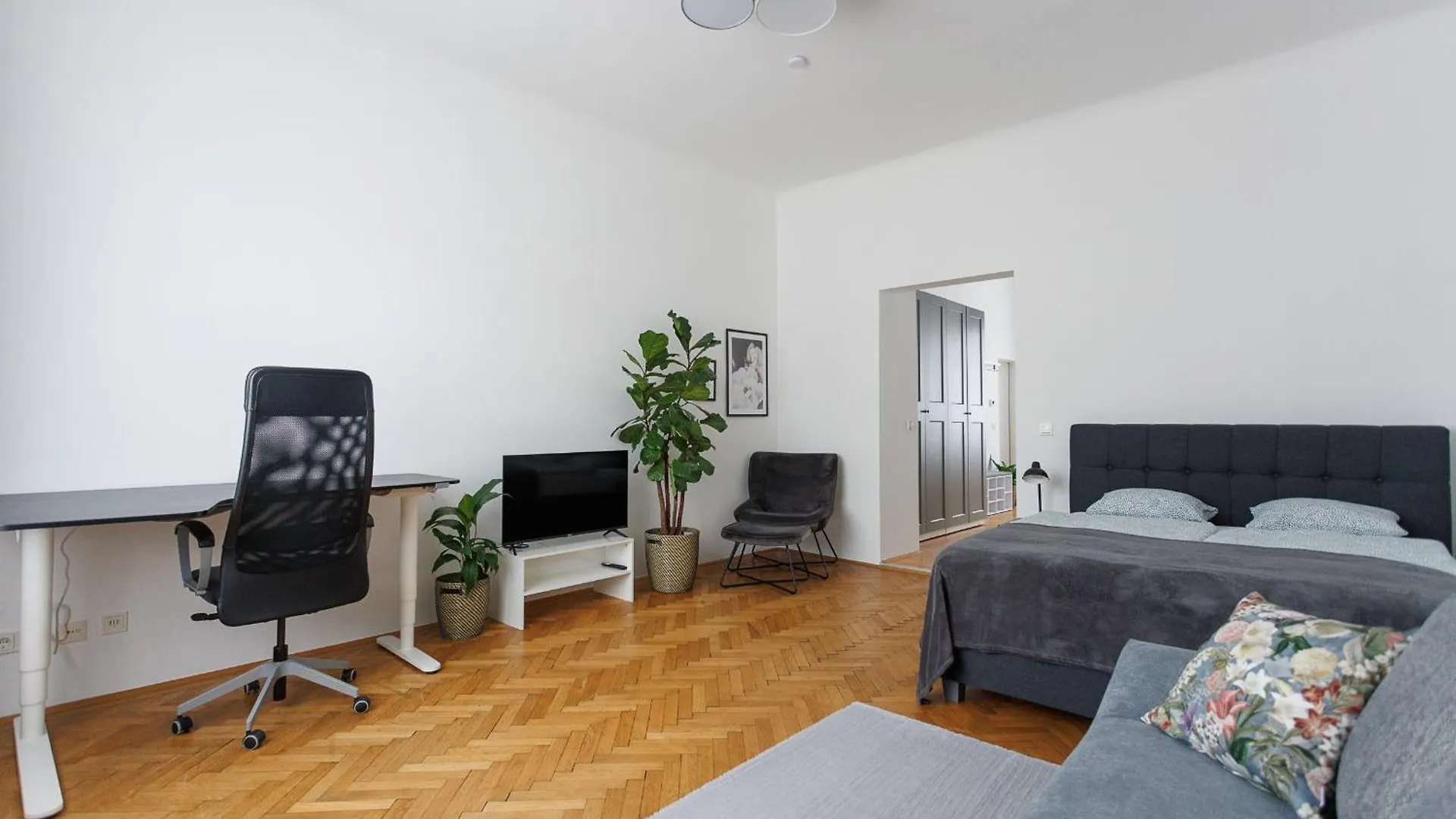 #29 Heaven Messe/Prater Apartment Vienna 0*,